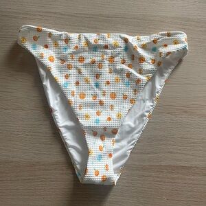 Dippin’ Daisy’s Bikini Bottom